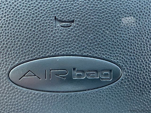 Aukštas mikroautobusas PEUGEOT Boxer 3.0 HDiF Maxi Klima Ahk Motor in Notlauf