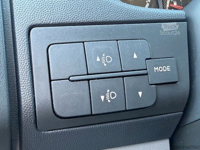 Aukštas mikroautobusas PEUGEOT Boxer 3.0 HDiF Maxi Klima Ahk Motor in Notlauf