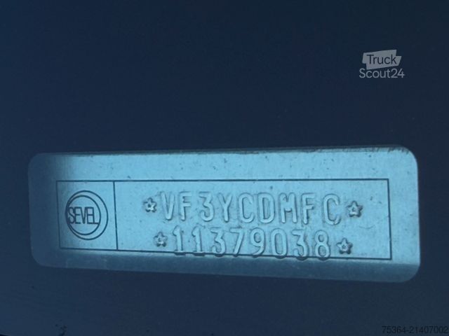 Aukštas mikroautobusas PEUGEOT Boxer 3.0 HDiF Maxi Klima Ahk Motor in Notlauf