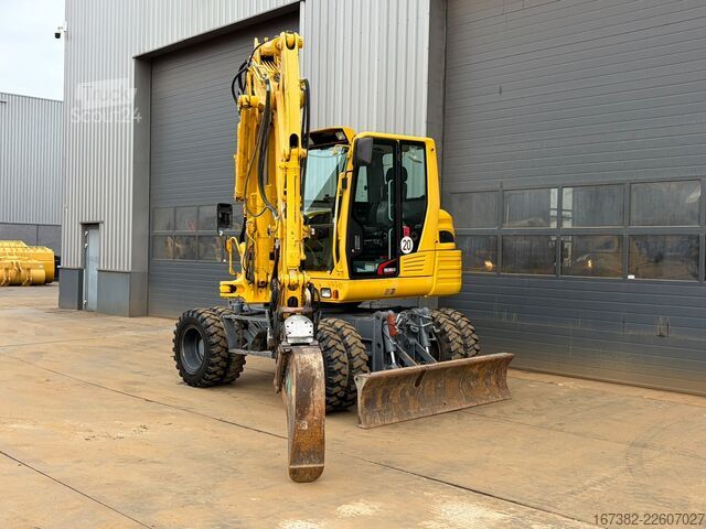 Ratinis ekskavatorius Takeuchi TB295W-1