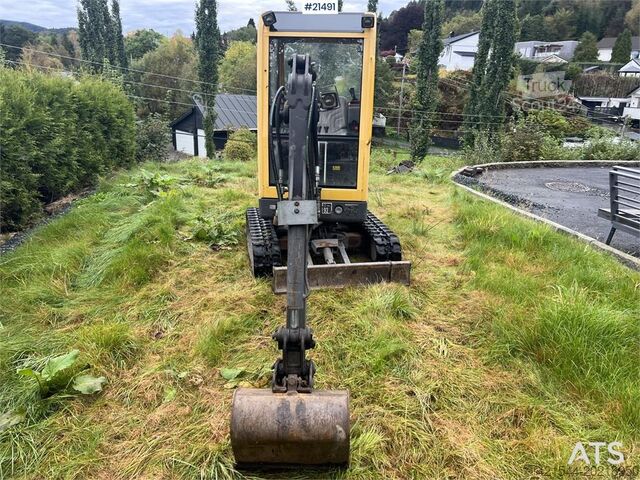 Minigrävare Volvo EC15B xtv excavator w/ trench bucket and hydraulic