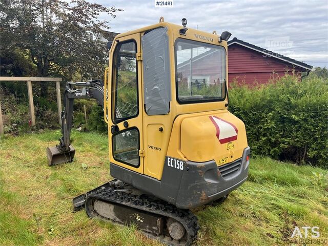 Minigrävare Volvo EC15B xtv excavator w/ trench bucket and hydraulic