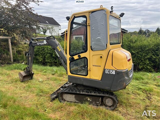 Minigrävare Volvo EC15B xtv excavator w/ trench bucket and hydraulic