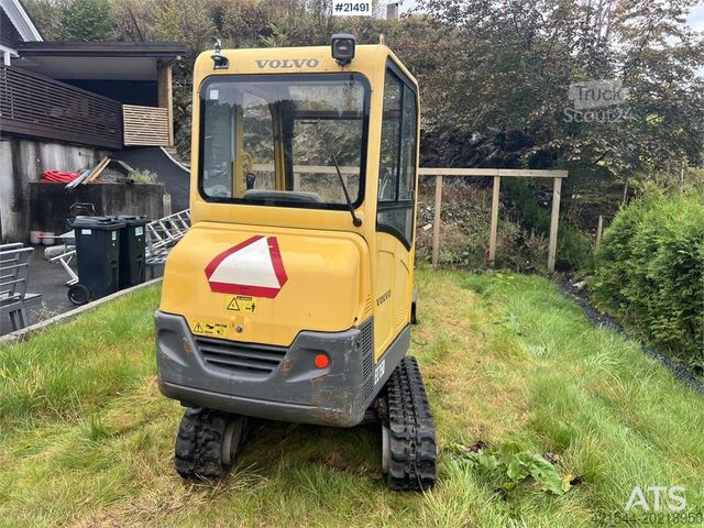 Minigrävare Volvo EC15B xtv excavator w/ trench bucket and hydraulic