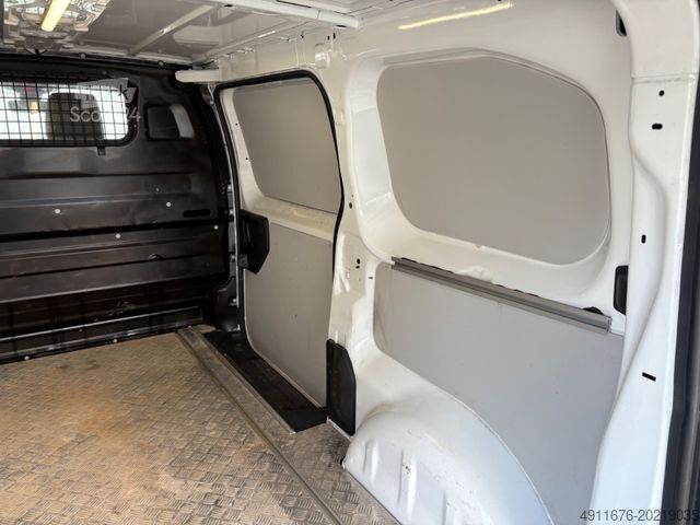 Minibuss PEUGEOT Expert Kasten Premium L2, Standheizung, Sitzheiz