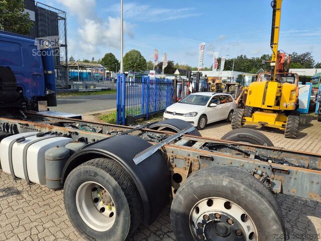 Alusta ja ohjaamo DAF CF 400