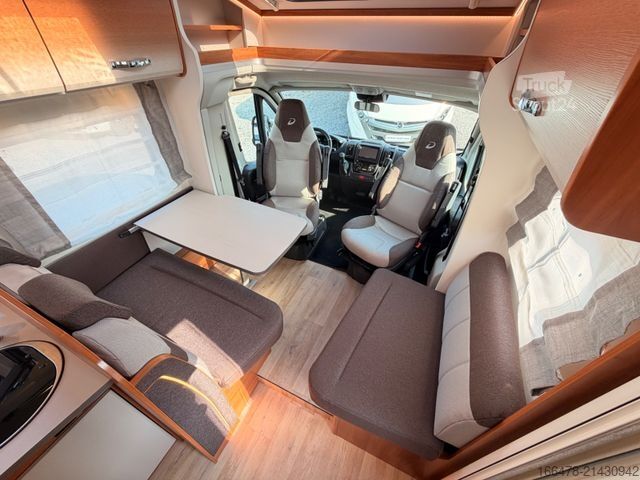 Yarı entegre karavan DETHLEFFS Trend T 7017 EB *d*