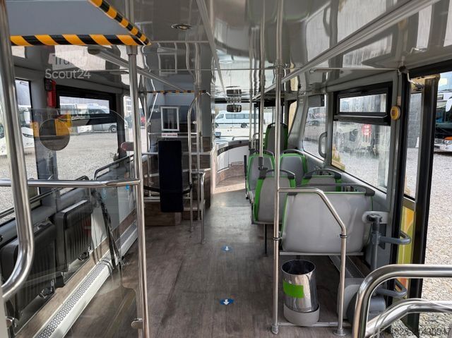 Çift katlı otobüs MAN Unvi Urbis DD Lions City