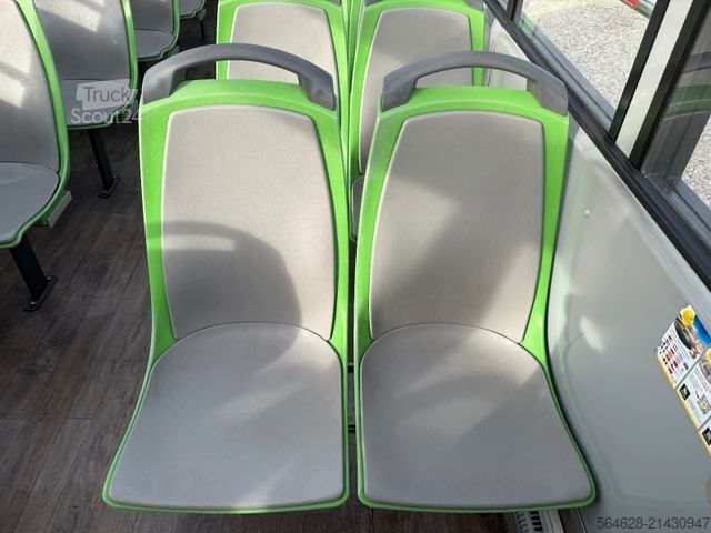 Çift katlı otobüs MAN Unvi Urbis DD Lions City