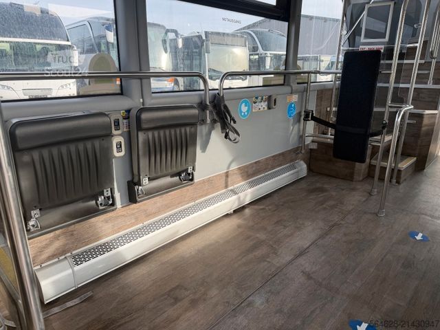 Çift katlı otobüs MAN Unvi Urbis DD Lions City