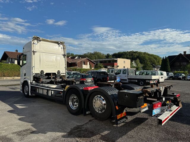 Nákladné vozidlo s výmennou nadstavbou SCANIA R 450 Retarder Voll Luft Lift Achse