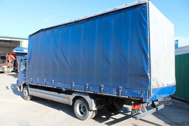 Kombiniran vozilo s ponjavo MERCEDES-BENZ 813 4x2 BB - kein 816, 818 Nr.: 440
