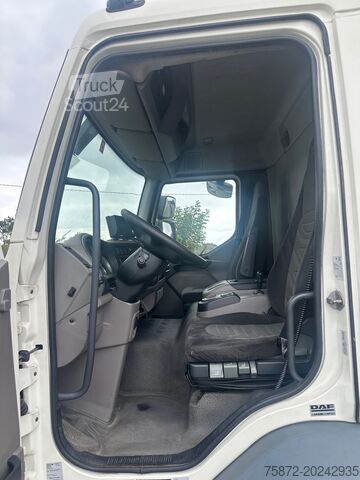 Camion-caisse DAF LF 250 EEV FURGON