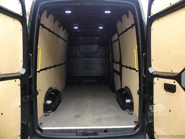 Fourgon tôlé Volkswagen Crafter Kasten 35 HochdachLang LED/AHK/PDC