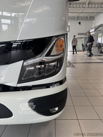 Рулонный самосвал Fuso Canter 9C18 Abrollkipper 67990 Euro