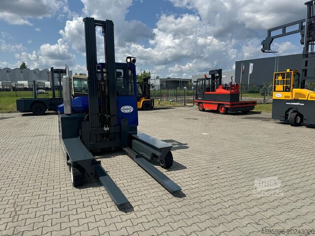 Carrello elevatore a quattro direzioni Combilift C3000/ Mast 7500 mm /Teleskopic forks