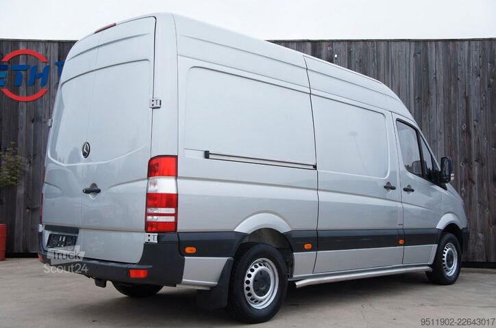 Bestelwagen met verhoogd dak MERCEDES-BENZ Sprinter 313 CDi L2H2 Automatik Klima Tempom. E5