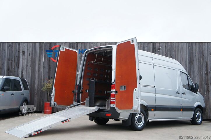 Bestelwagen met verhoogd dak MERCEDES-BENZ Sprinter 313 CDi L2H2 Automatik Klima Tempom. E5