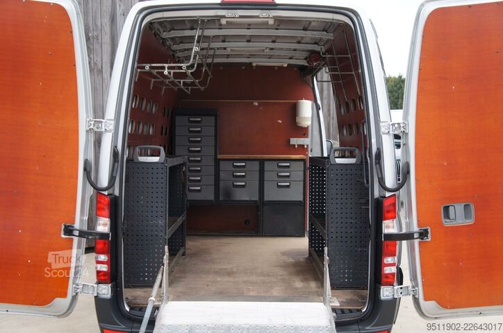 Bestelwagen met verhoogd dak MERCEDES-BENZ Sprinter 313 CDi L2H2 Automatik Klima Tempom. E5