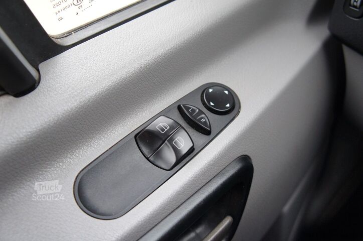 Bestelwagen met verhoogd dak MERCEDES-BENZ Sprinter 313 CDi L2H2 Automatik Klima Tempom. E5
