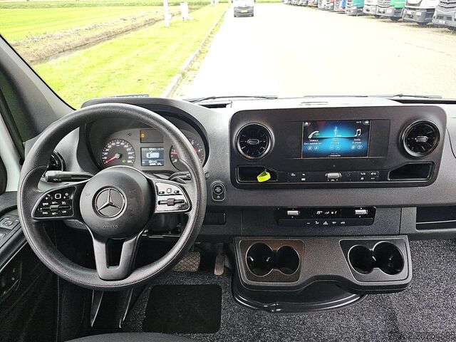 Valise MERCEDES-BENZ SPRINTER 315 Bakwagen Laadklep!