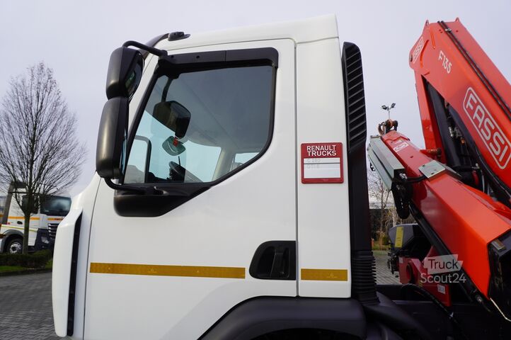 Бортовий із краном Renault C280 DTI 8 / FASSI crane 5.6T / range 8m