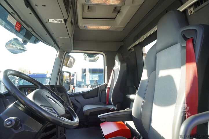 Caminhão basculante com guindaste Renault C380 E6 6×4 / HDS Fassi F135 2700 MTH /