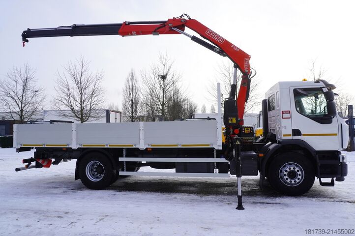 Бортовий із краном Renault C280 DTI 8/ FASSI crane F135A.22/ 8units