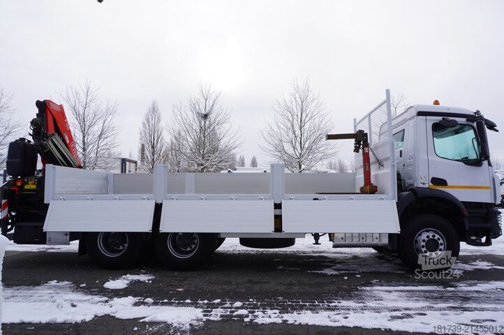 Бортовий із краном Mercedes-Benz Arocs 2633 flatbed truck / Crane FASSI