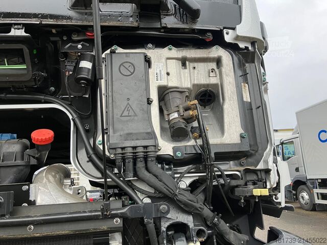 Шасі / без двигуна MAN NEW TGS 26.520 6x2-4 LL CH / No engine