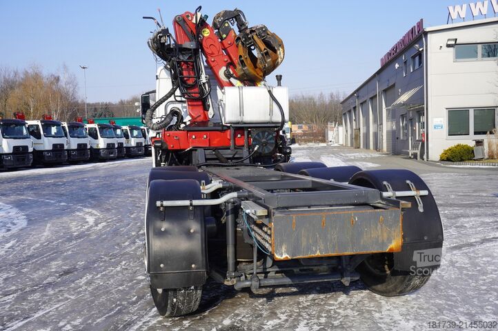 Kran Mercedes-Benz Antos 3240 8×2 / Typhoon L170Z3 crane