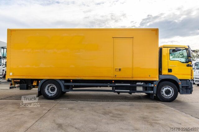 Mala MAN TGM 18.250 BL + DHOLLANDIA 2T.