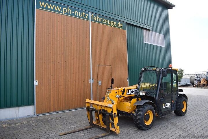Teleskoplader JCB 525-60