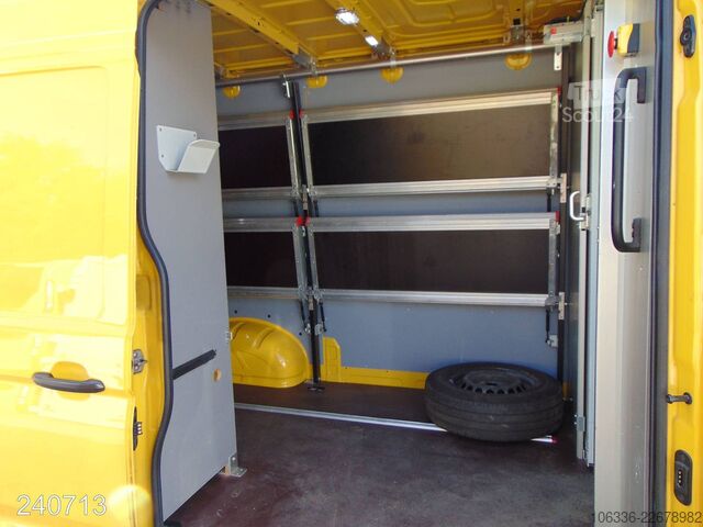 Фургон з високим дахом VW Crafter 35 2.0 TDI *Klima*Regalsystem*Kamera*