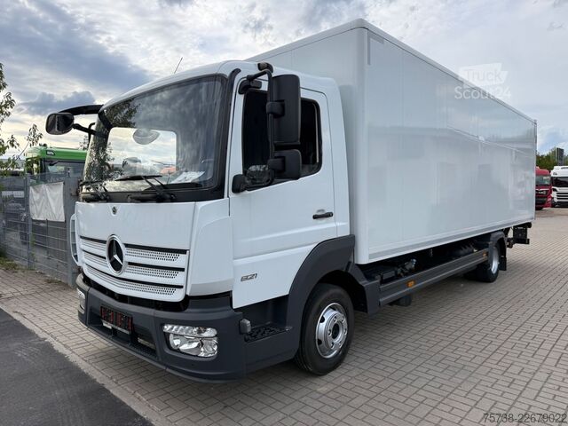 شاحنة صندوقية MERCEDES-BENZ Atego 821 L Koffer+LBW/Klima/Motorbremse/EURO6D