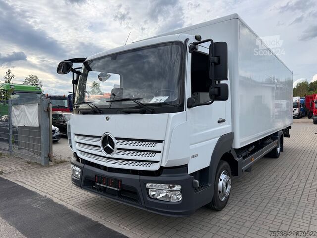 شاحنة صندوقية MERCEDES-BENZ Atego 821 L Koffer+LBW/Klima/Motorbremse/EURO6D