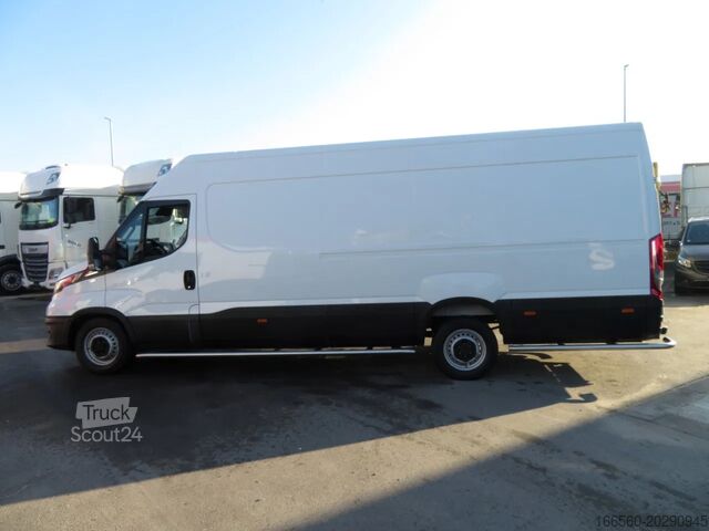 Skåpbil Iveco DAILY 35 S 14 A8