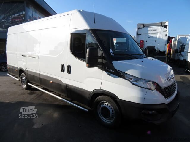 Skåpbil Iveco DAILY 35 S 14 A8