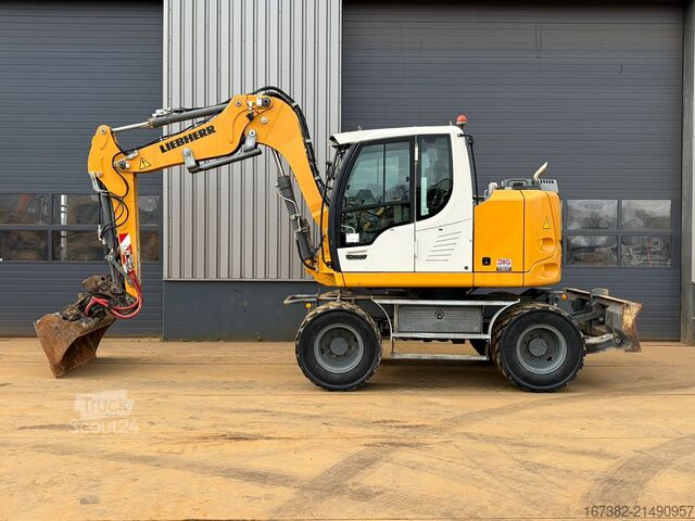 Mobiele graafmachine Liebherr 910