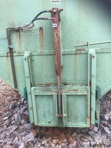 строительная машина  Slamspreder tank til dumper/Traktorhenger/Lastebil
