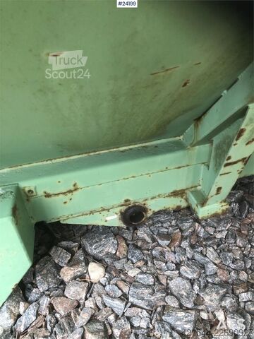 строительная машина  Slamspreder tank til dumper/Traktorhenger/Lastebil