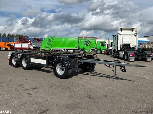 Containervervoer R.A.F. 3-assige containeraanhangwagen