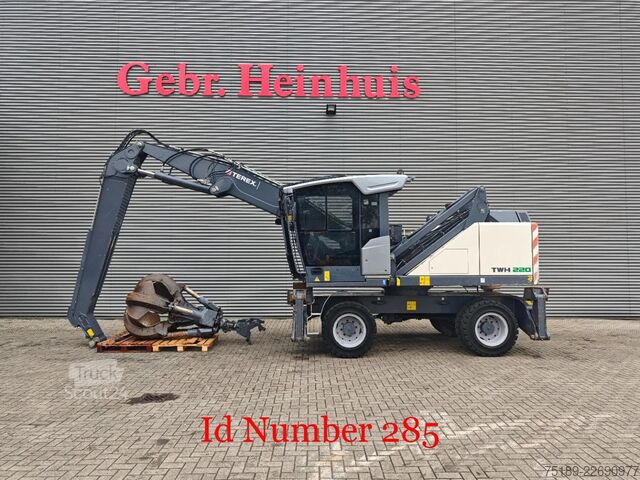 Materialumschlagmaschine Terex TWH 220 S5