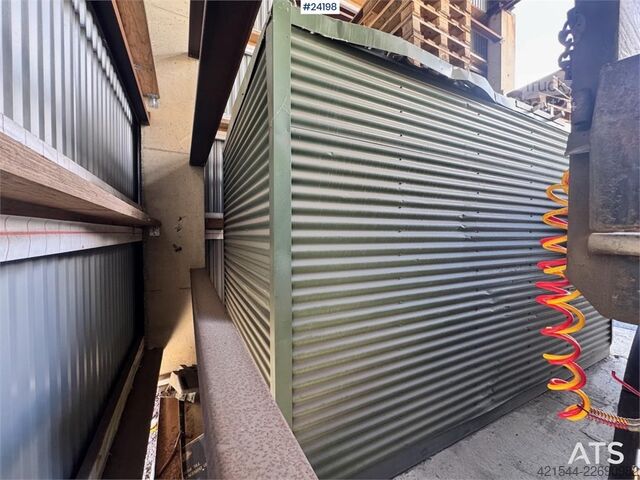 Bouwmachine  Container with 2 Tanks of 5000 Litres Each