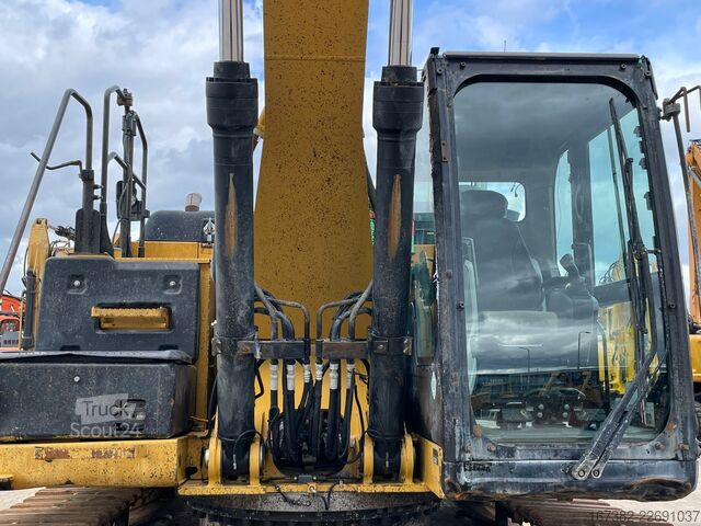 Rupsgraafmachine Caterpillar 324EL