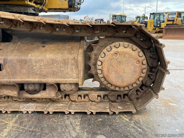 багер на вериги Caterpillar 324EL