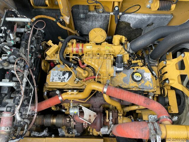 багер на вериги Caterpillar 324EL