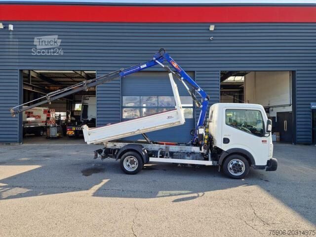 Kravas mikroautobuss ar pašizgāzēju Renault Maxity BENNE + GRUE