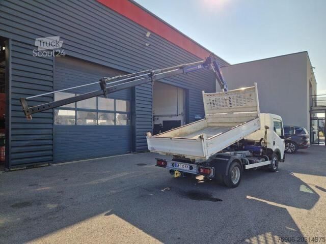 Kravas mikroautobuss ar pašizgāzēju Renault Maxity BENNE + GRUE
