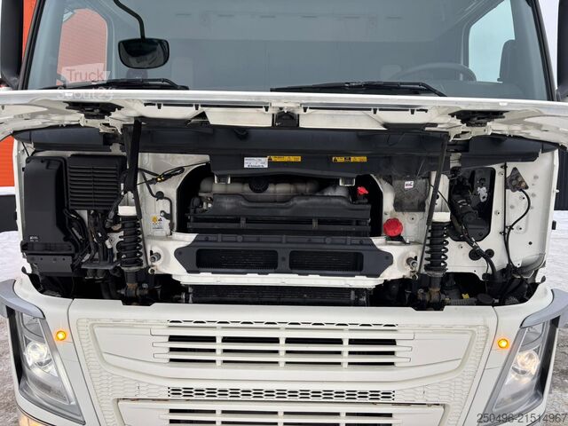 Şasi kabin Volvo FM 370 6x2*4 FOR SALE AS CHASSIS / CHASSIS L=72...